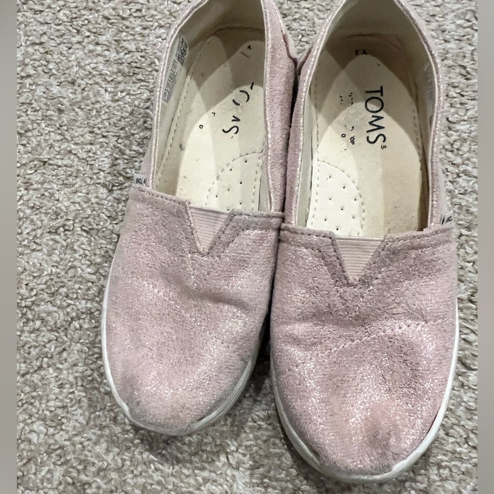 Girls Sparkly Pink Tom’s